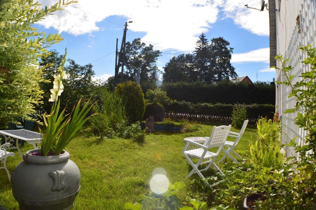 Bialy Dwor Villa Kostrzyca ภายนอก รูปภาพ