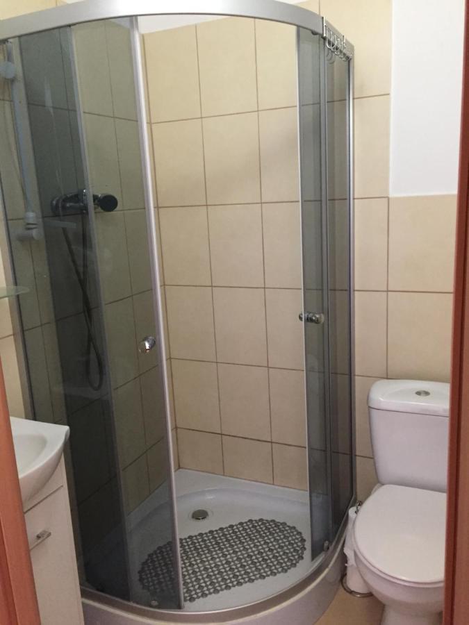 Bialy Dwor Villa Kostrzyca ภายนอก รูปภาพ